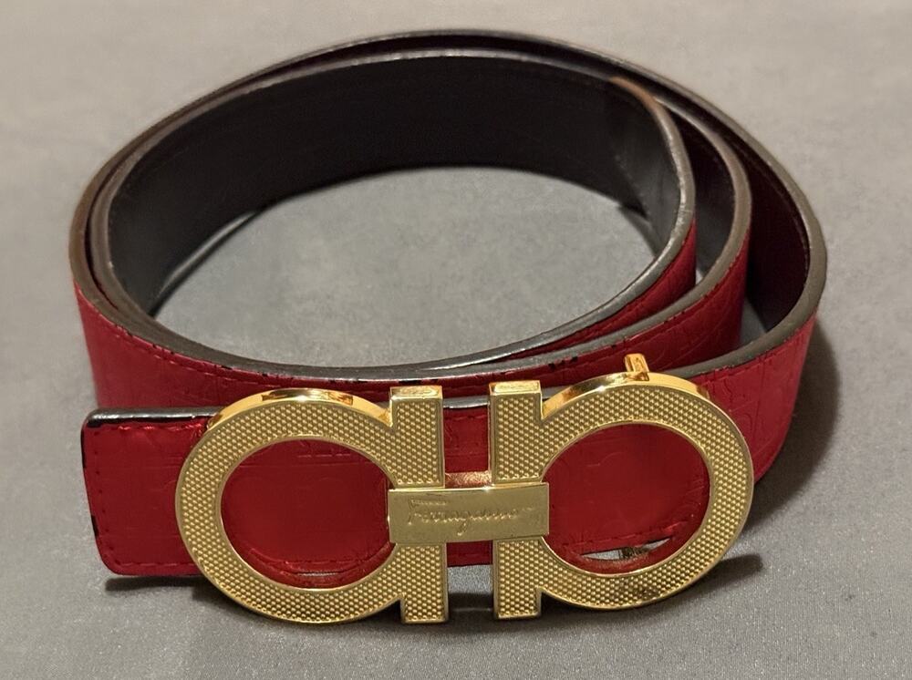 FERRAGAMO RED LEATHER BELT HORSESHOE PRINT GOLD BIG BUCKLE